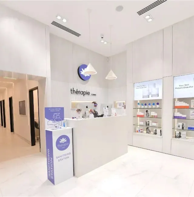 Thérapie Clinic Liverpool Street Bishopsgate reception and waiting area