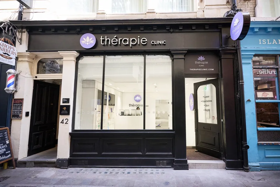 Thérapie Clinic St.Pauls shopfront and glass entrance